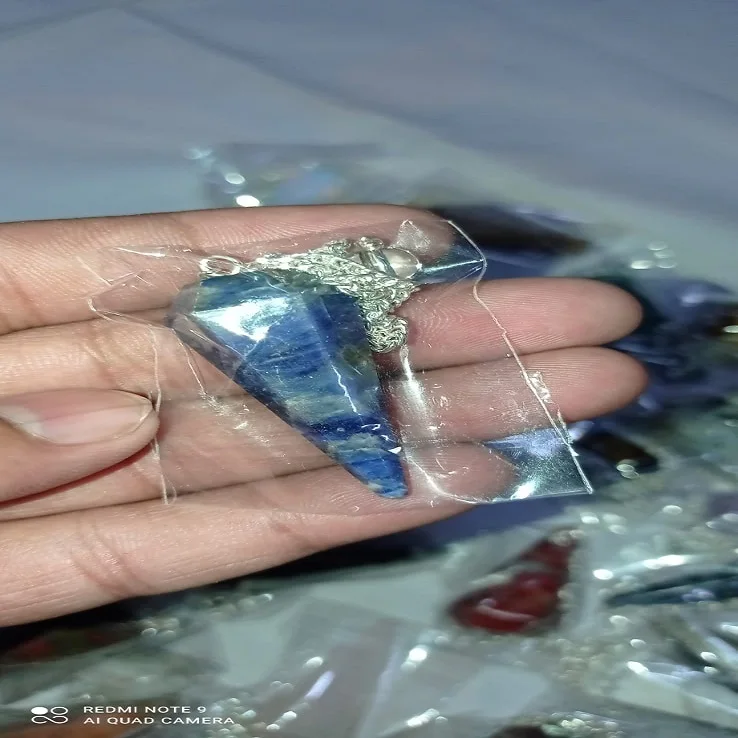 Wholesale Natural Crystals rainbow moonstone Pendulum:agate dowsing Pendulum: multi gemstone pendulum:crystal healingstone:craft