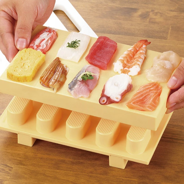 Sushi Making Tool Convenient home-made Sushi set with automatic high-insulation Sushi mold