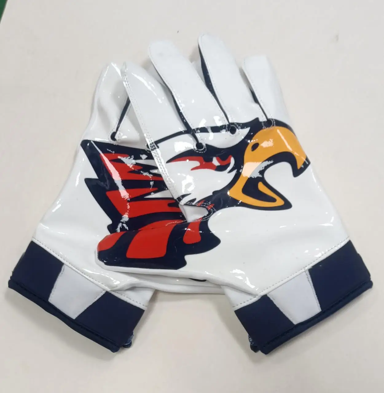 Breathable Heavy Duty American Football Gloves New Style American Football Gloves Sticky Palm Good Grip Higher Quality Gloves