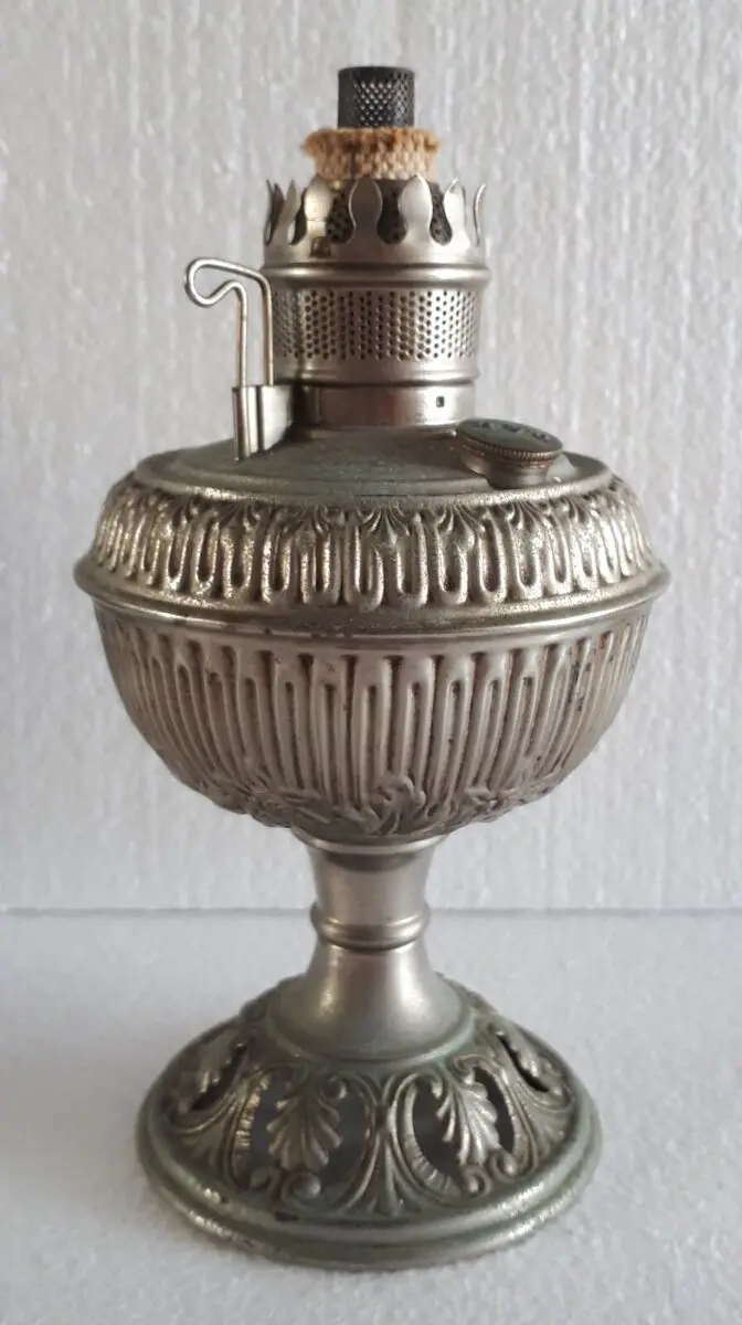 Wall Scone Lamp In Elegant Or Stylish Brass  And Copper Kerosene Oil Lamp I For Garden Decoration In Factory Price