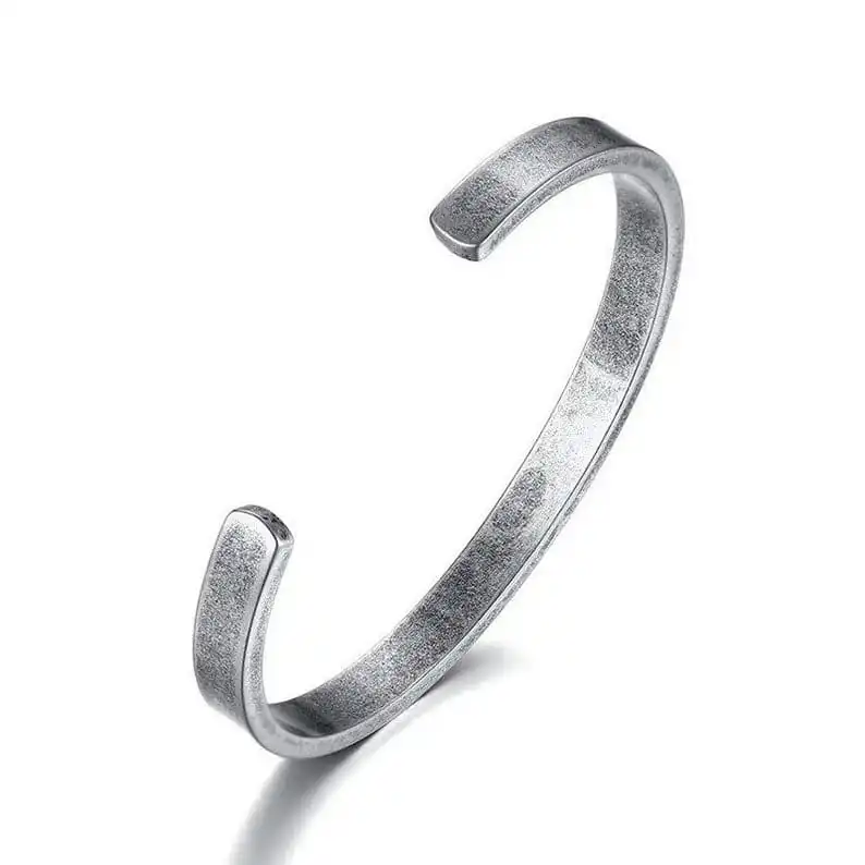 Stainless Steel Mens Silver Cuff Bracelets Dark Silver Metal Bracelet For Beautiful Lovers