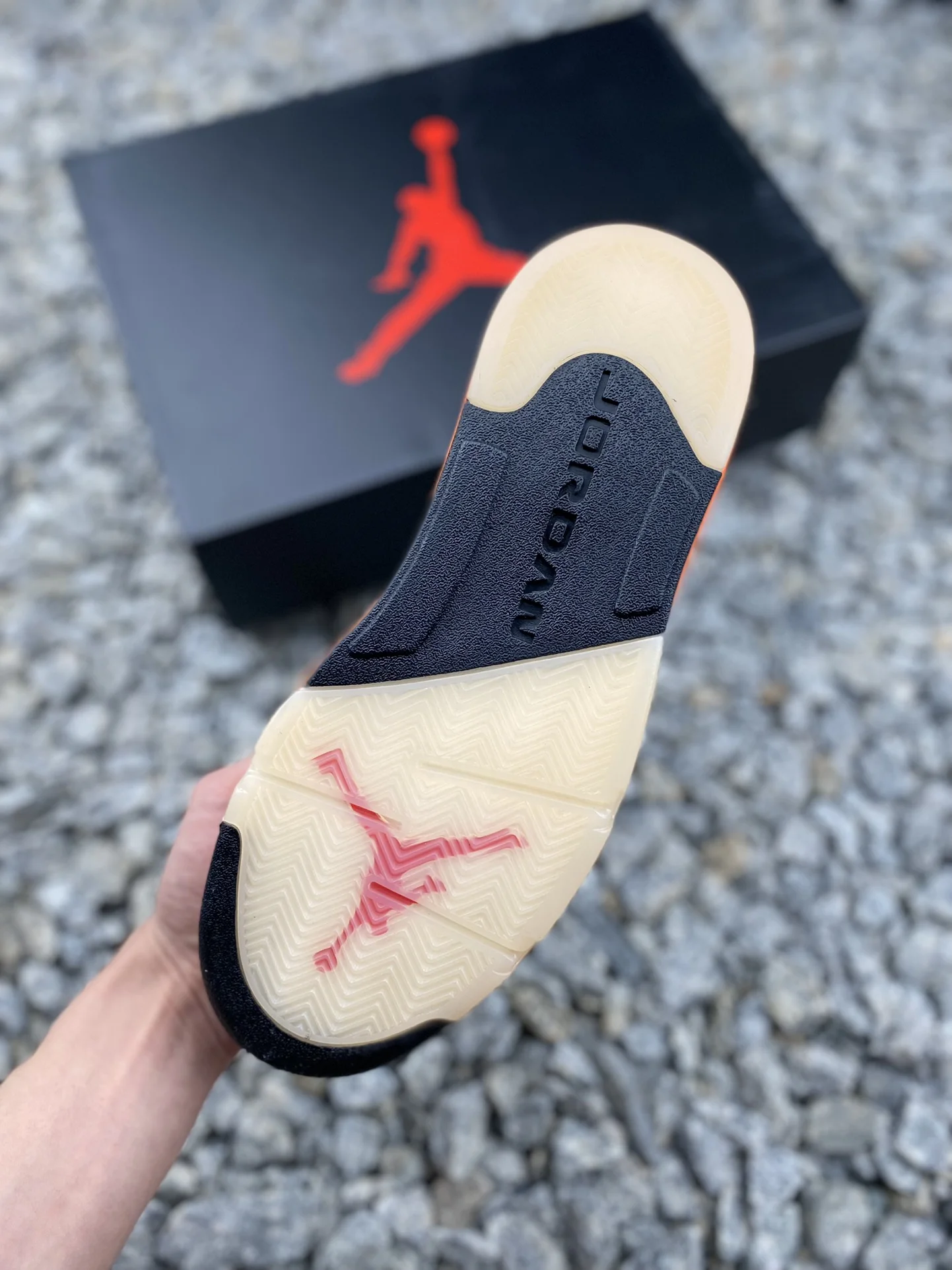 New Air Jordan 5 Basketball Shoes For Men Women High Sport Sneakers Nike AJ5 Broken boards Basketball Style Shoes