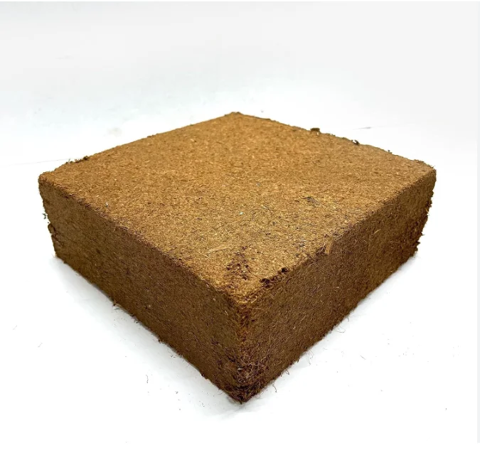 Top Premium Original quality Coco peat with reasonable price coir bricks 5 kg blocks from direct manufactures