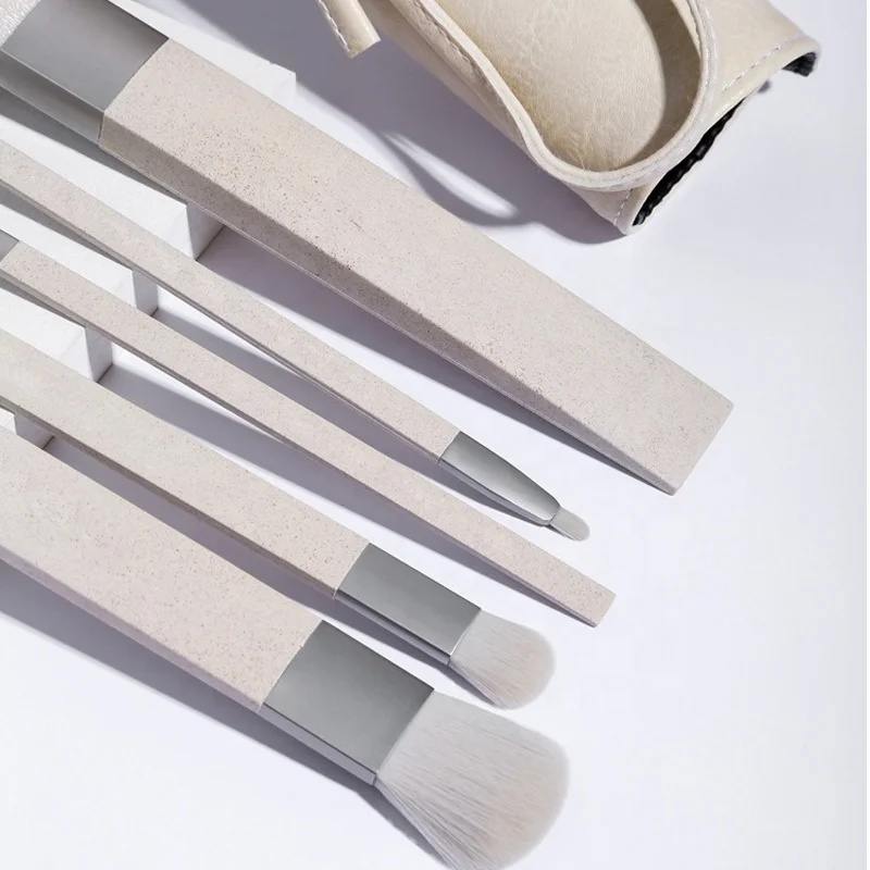 Eco-friendly Brush Beauty Tools Eyebrow Foundation Brush Wheat Straw 5pcs makeup brushes with PU bag