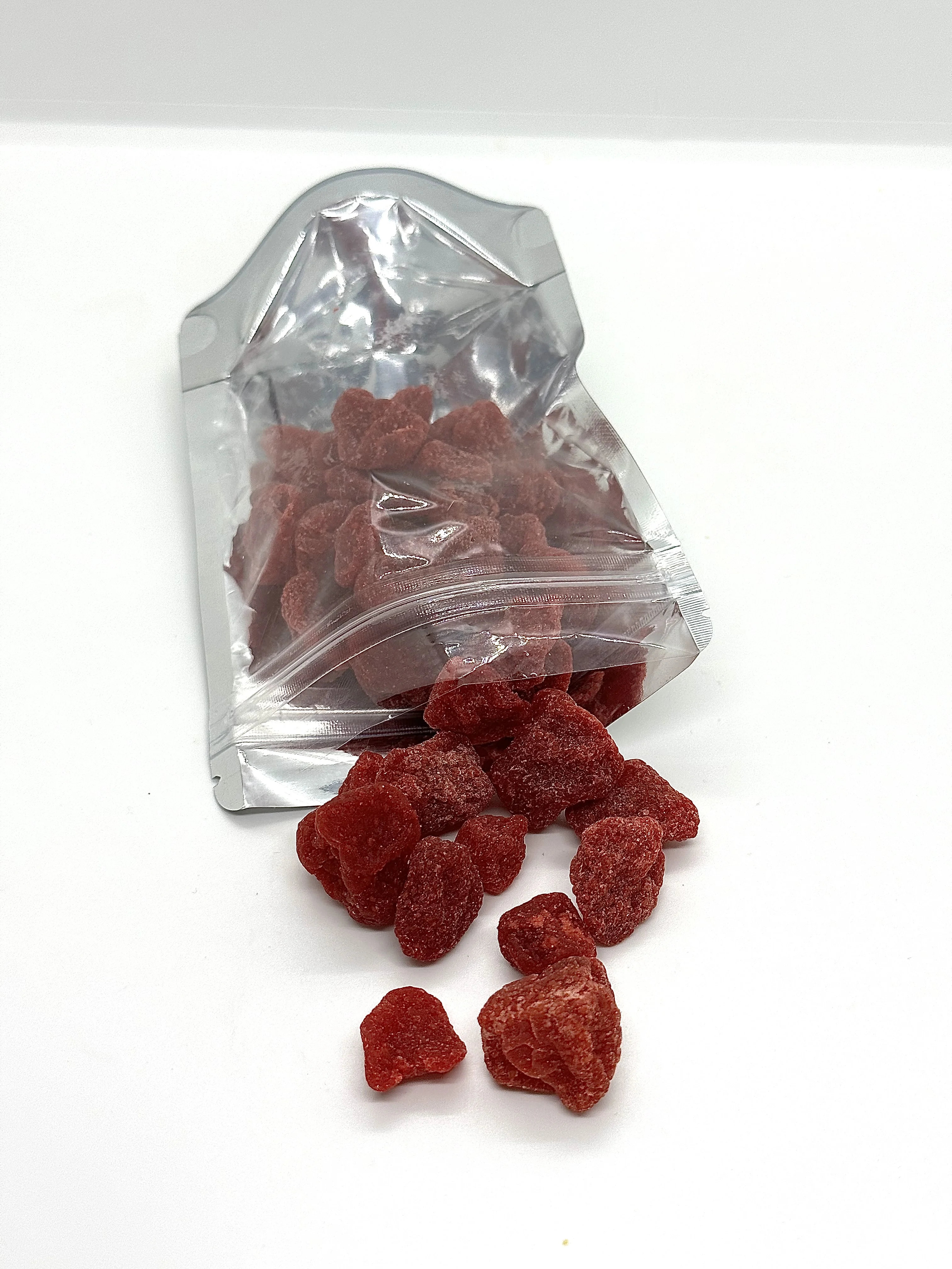 Dried Strawberries Fresh Natural Flavor From Thailand wholesale products Siang heng food factory