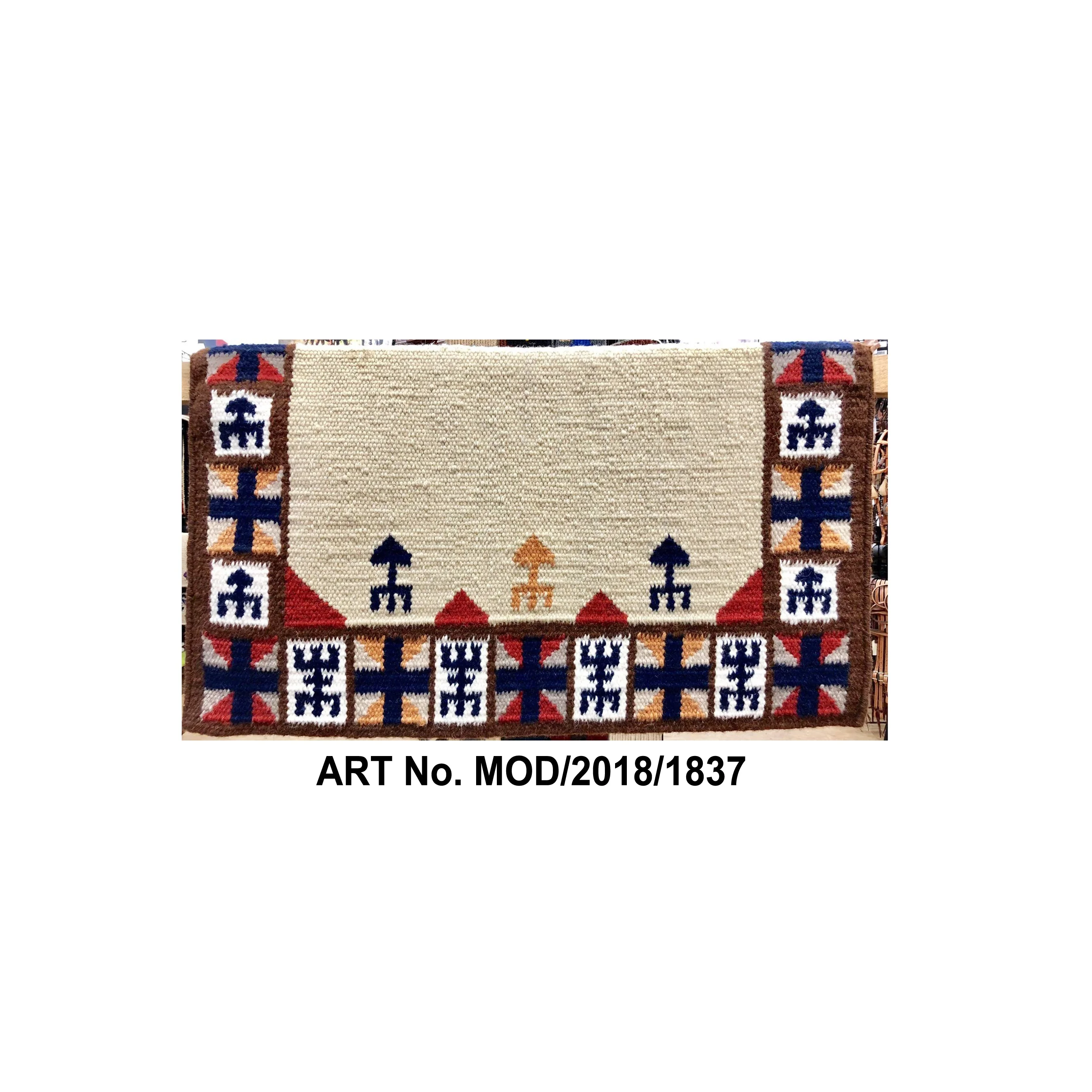 Equestrian Western Saddle Pad Breathable Horse Blanket with Glitter for Jumping and Dressage Filled with Wool and Felt