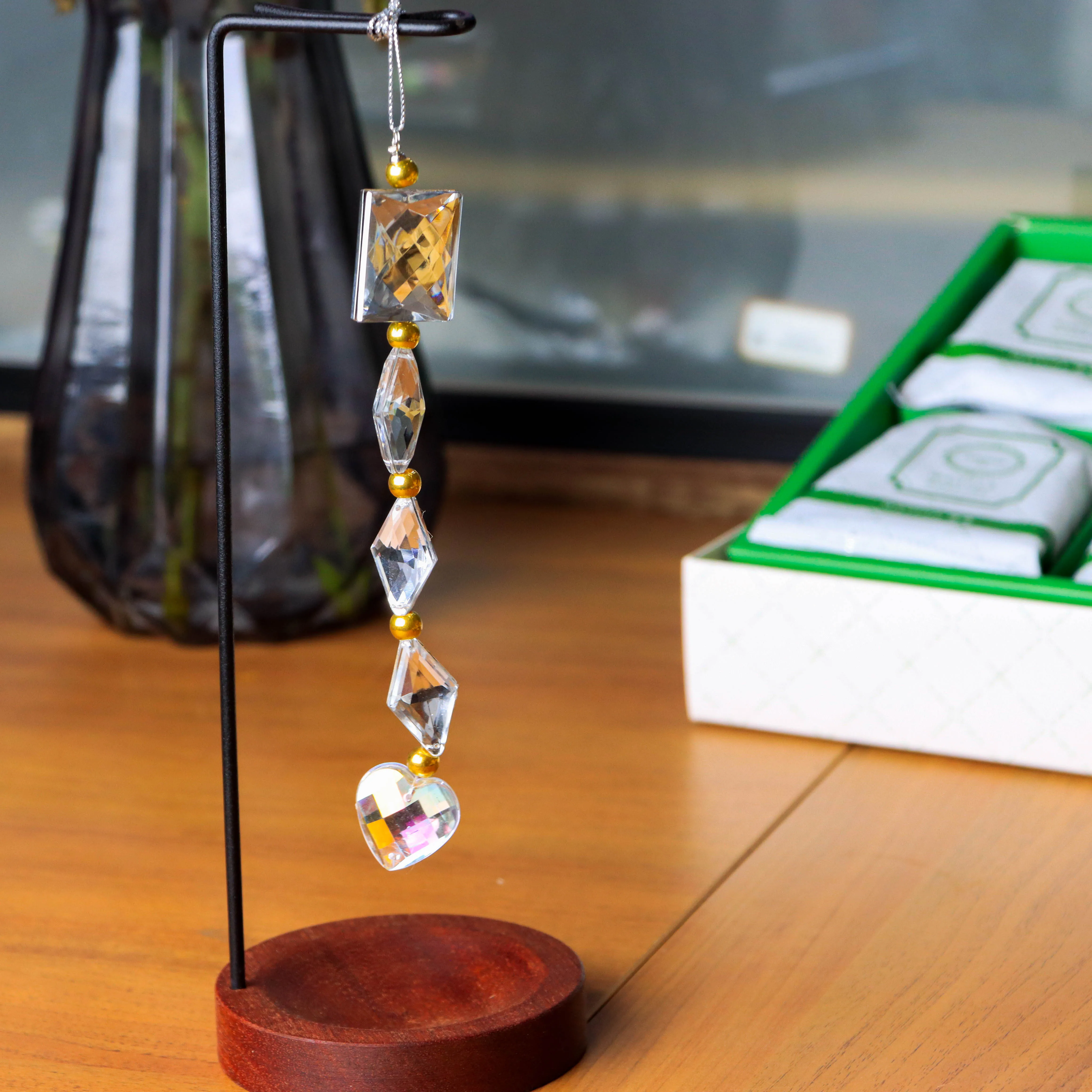 Double-Sided Anime and Cartoon Acrylic Charms: Personalized Designs for Fans and Collectors