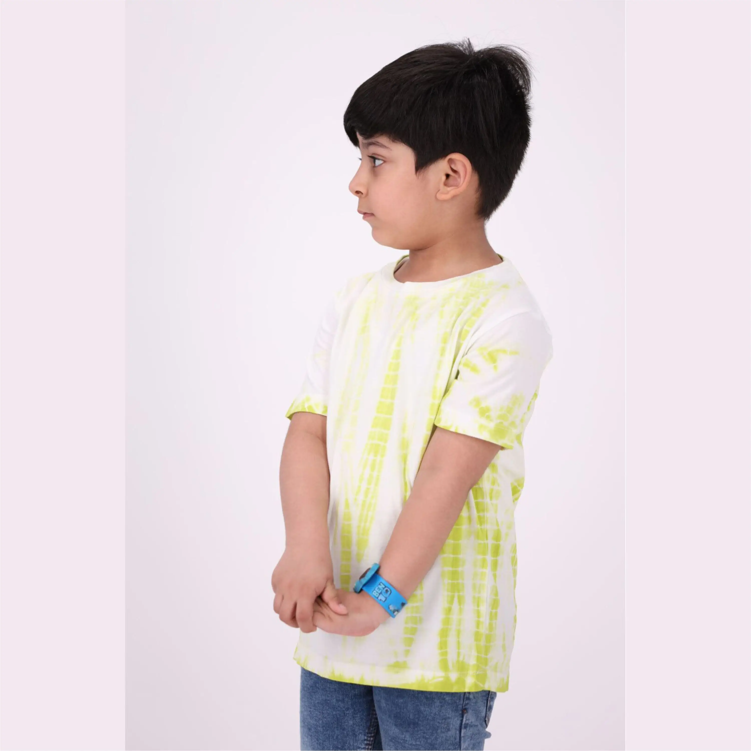 100% Knitted Pure Cotton Fabric Regular Length Round Neck Half Sleeves Neon Tie and Dye T Shirt for Boys