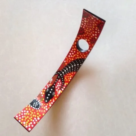 Lacquer colorful wine bottle holder decorative lacquered semi circle glass bottle showcase holders