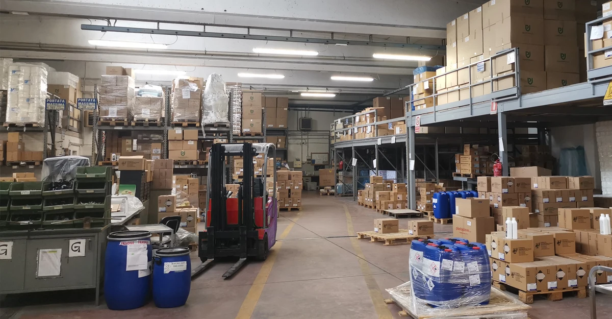 Best Product Finishing water-oil repellent for fabrics of all types based on C6 fluorocarbon resins