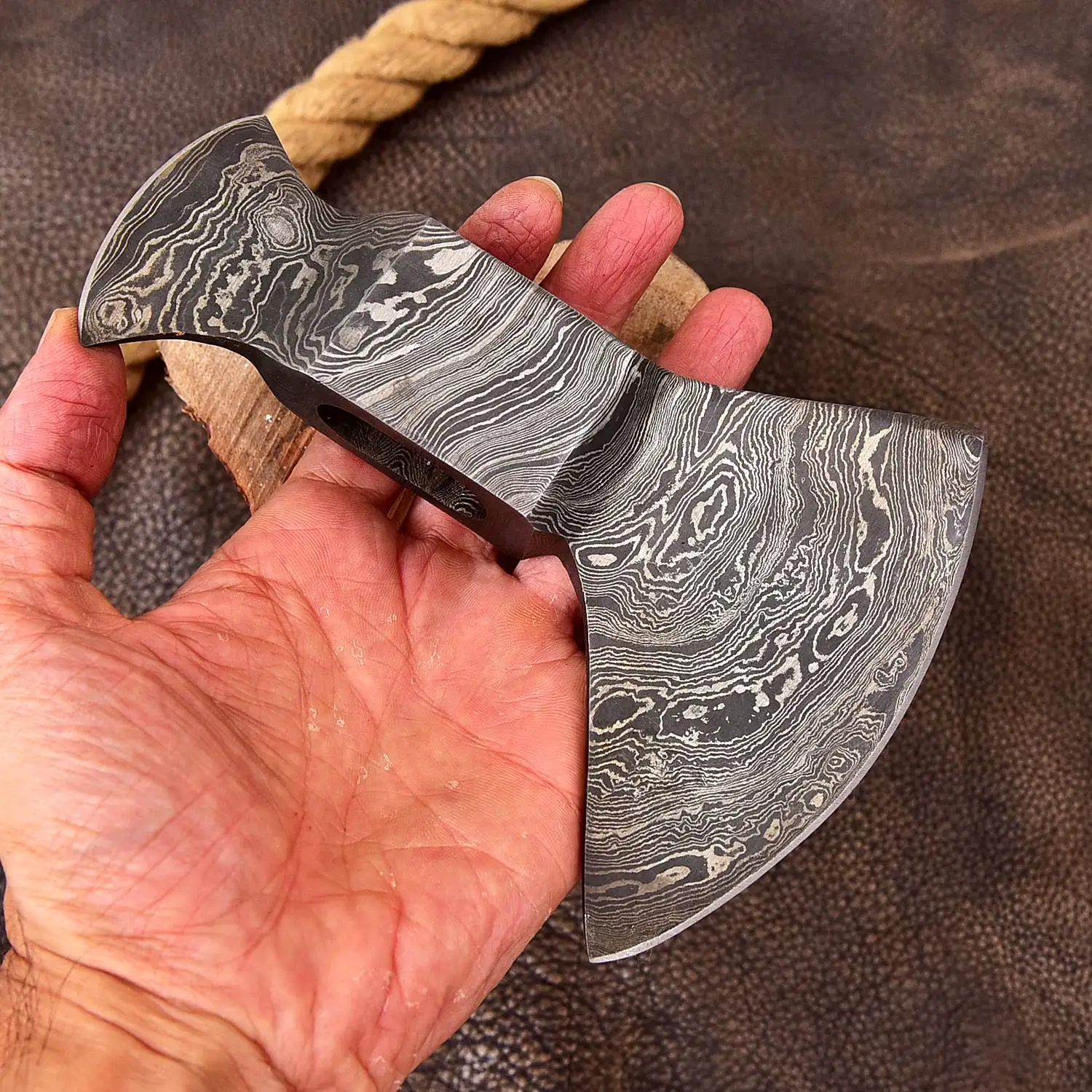Custom Hand Made Damascus Axes Head High Damascus  Steel Axe Head New Custom Best Quality Axes Head With Leather Sheath