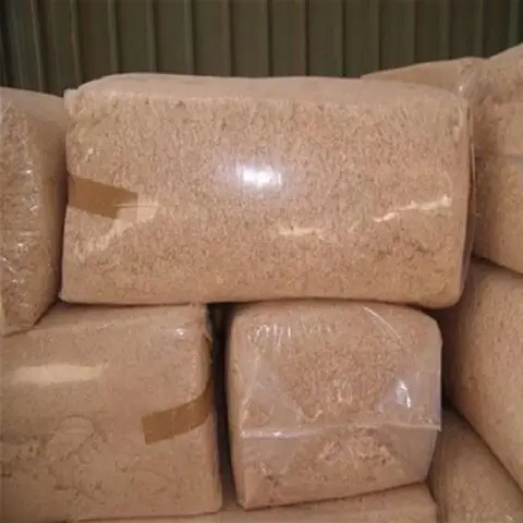 Hot Sale Pine Wood Shavings for Horse Bedding/Pine Sawdust for Horse / Pine wood shaving for poultry farm