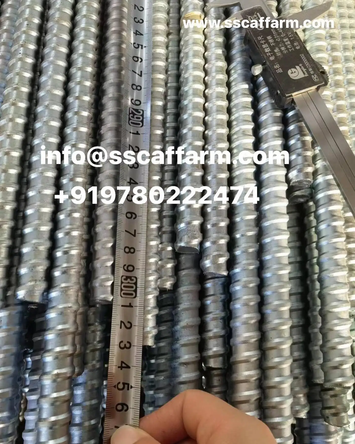 Formwork Accessories 15 MM 17MM Steel Tie Rod Construction Formwork Material Tie Rod