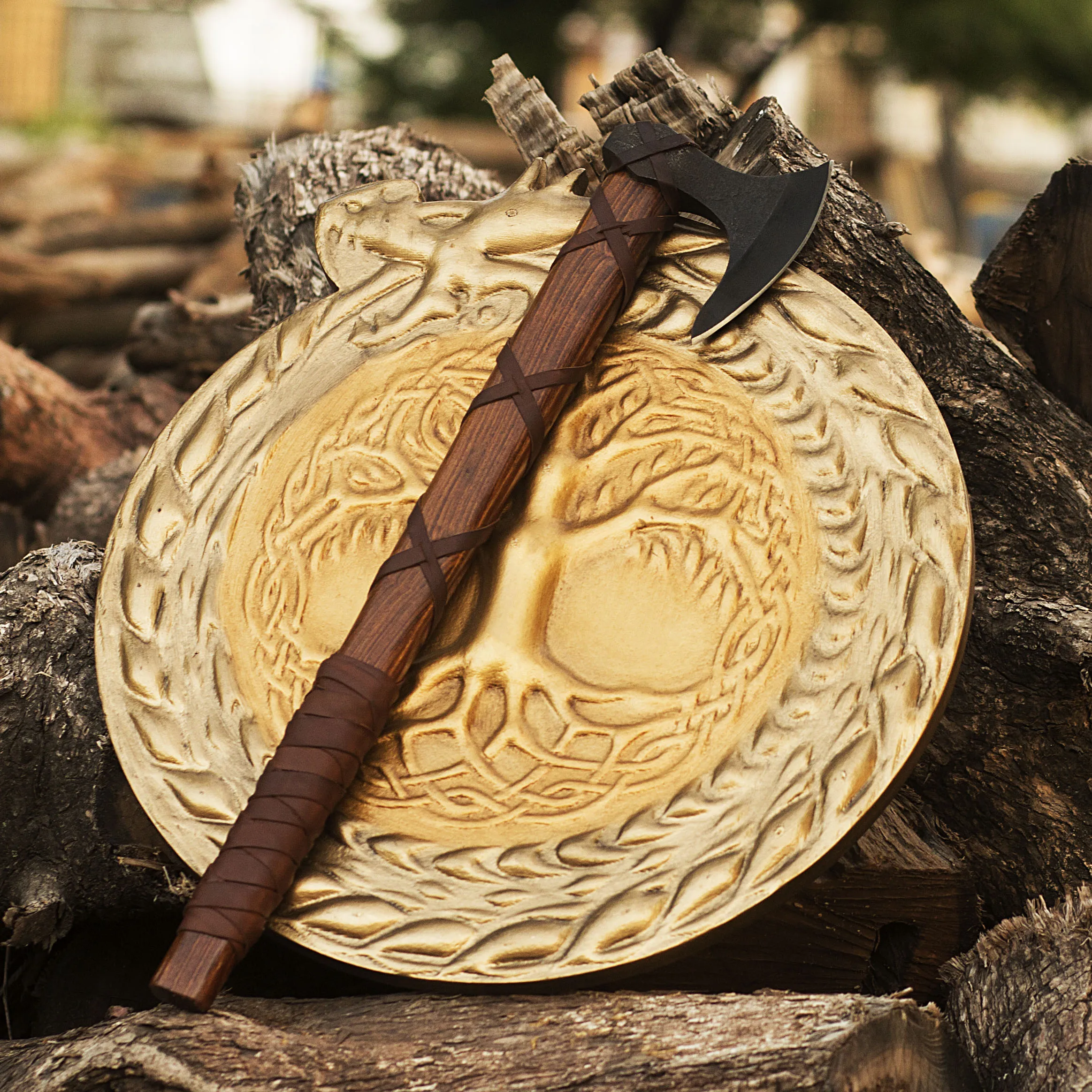 X-MAS GIFT WOOD MEDIEVAL VIKING SHIELD HANDCRAFTED -  VIKING SHIELD WITH RAGNAR AXE, CHRISTMAS GIFT