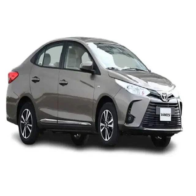Доступная цена Подержанный автомобиль Toyota Yaris в хорошем состоянии