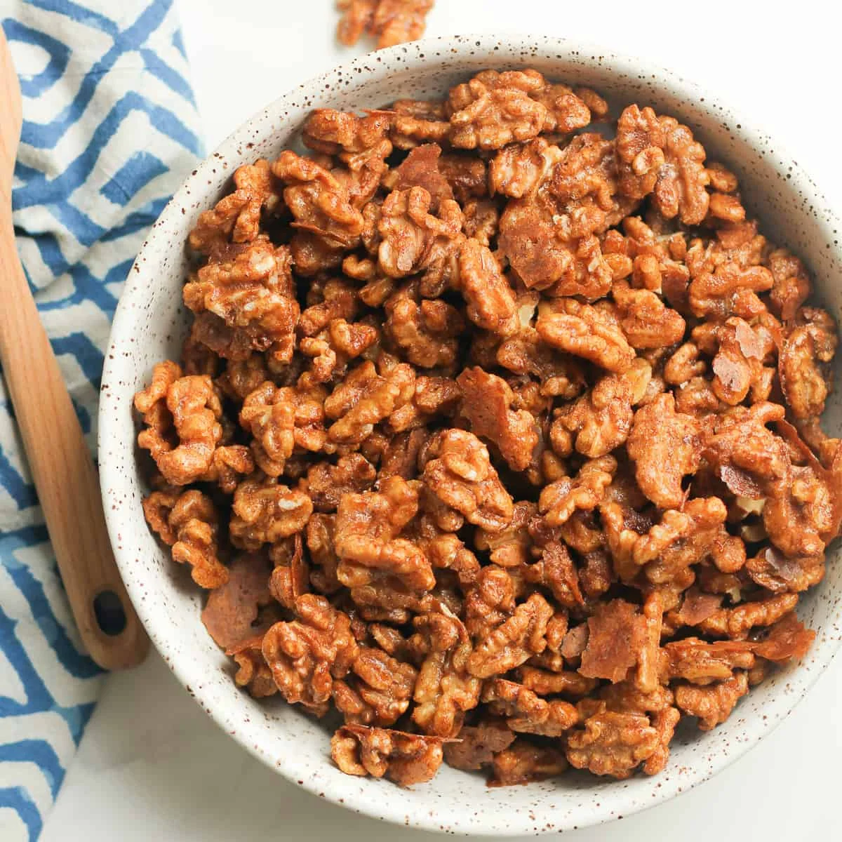 Premium Grade Organic Walnuts Raw and Dried Factory Wholesale without Shell Competitive Prices for Bulk Sale