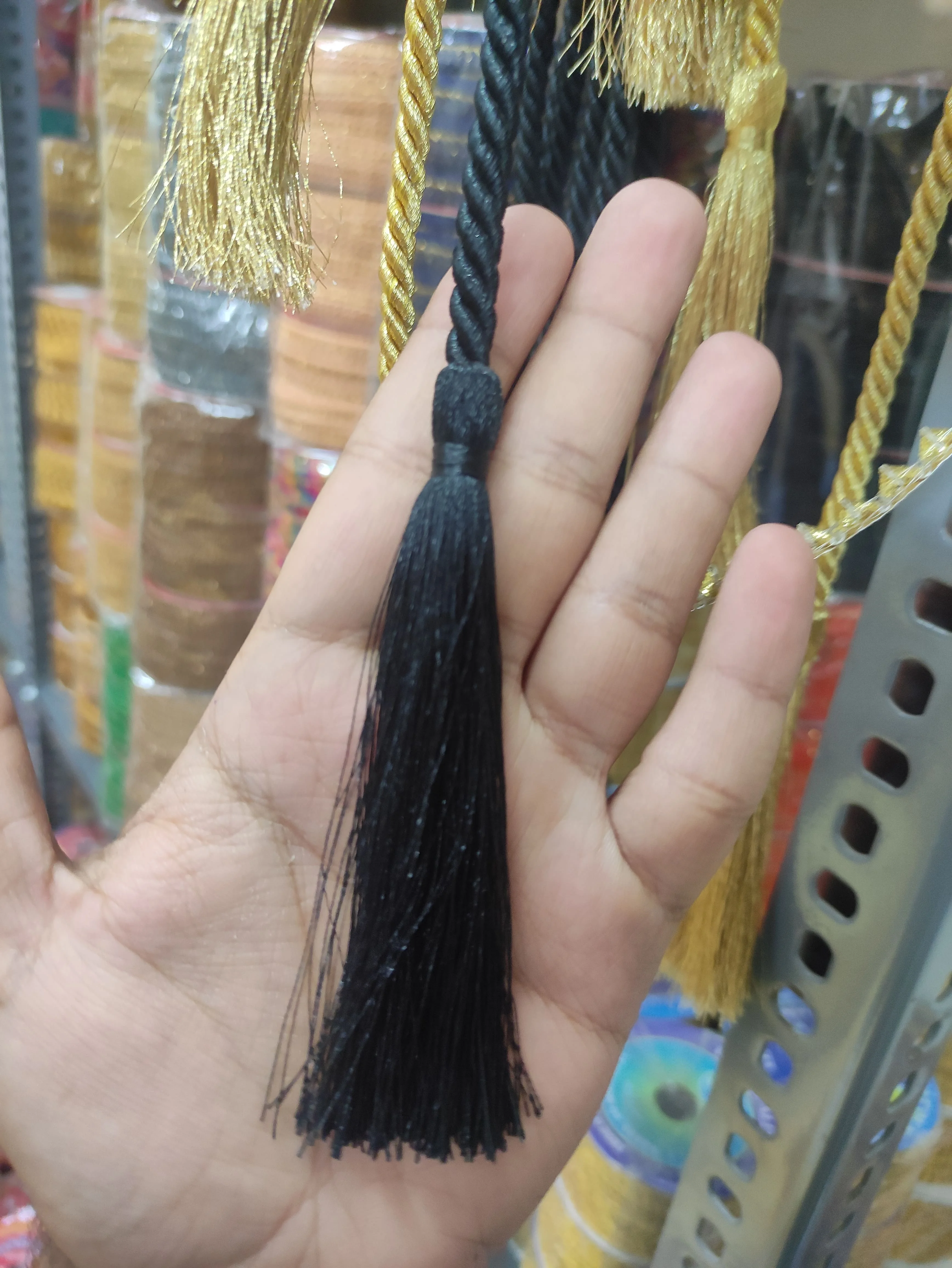 free sample many colors 9 cm large silk tassels for jewelry,100%rayon fringe tassel silk decoration