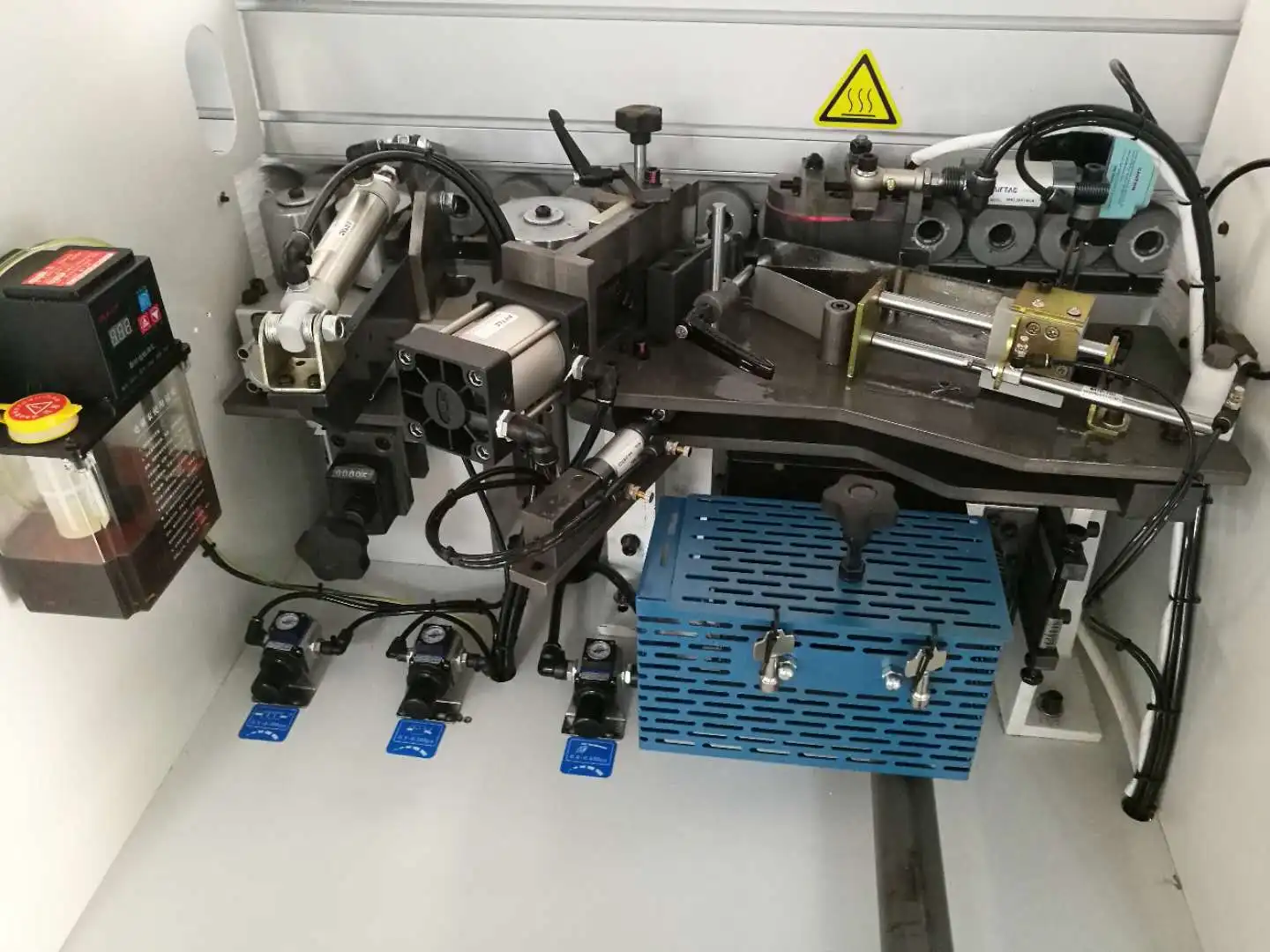 ZICAR MF50D станок для облицовки кромок