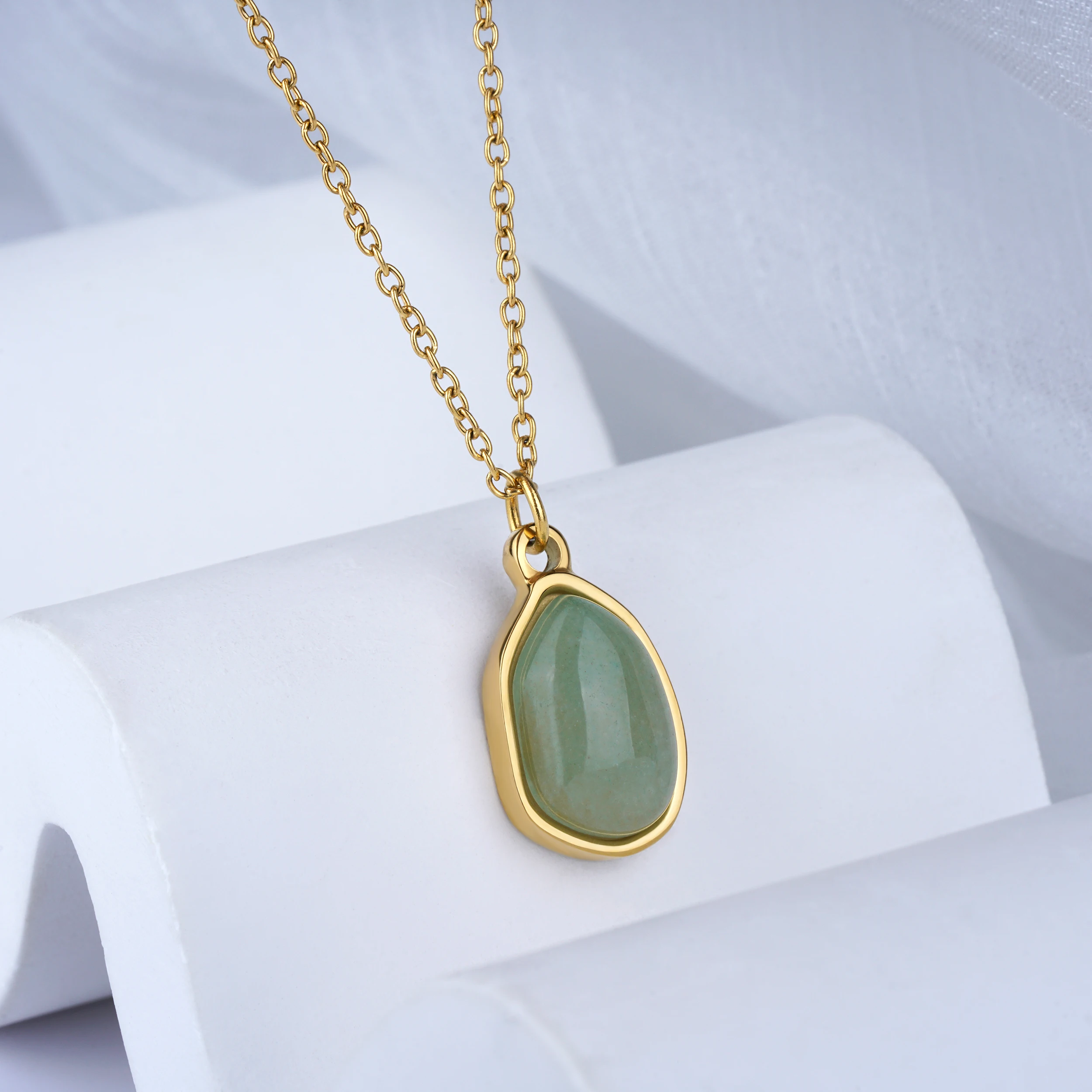 3 Colors Irregular Natural Gemstone Necklace Gold Plated Stainless Steel Rose Quartz Necklace