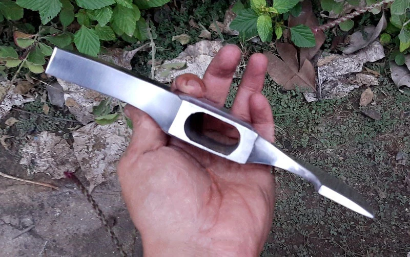 Top Rating Costom Handmade  d2 Steel Axe head single head axe Hatchet Outdoor Camping Tool  Hand Forged With  Cover