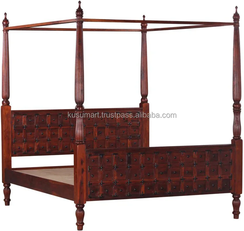 Classic Quality Design Bedroom House Customized Color Solid Wood Antique Carved Double Bed Indoor  Outdoor Furniture Wholesale