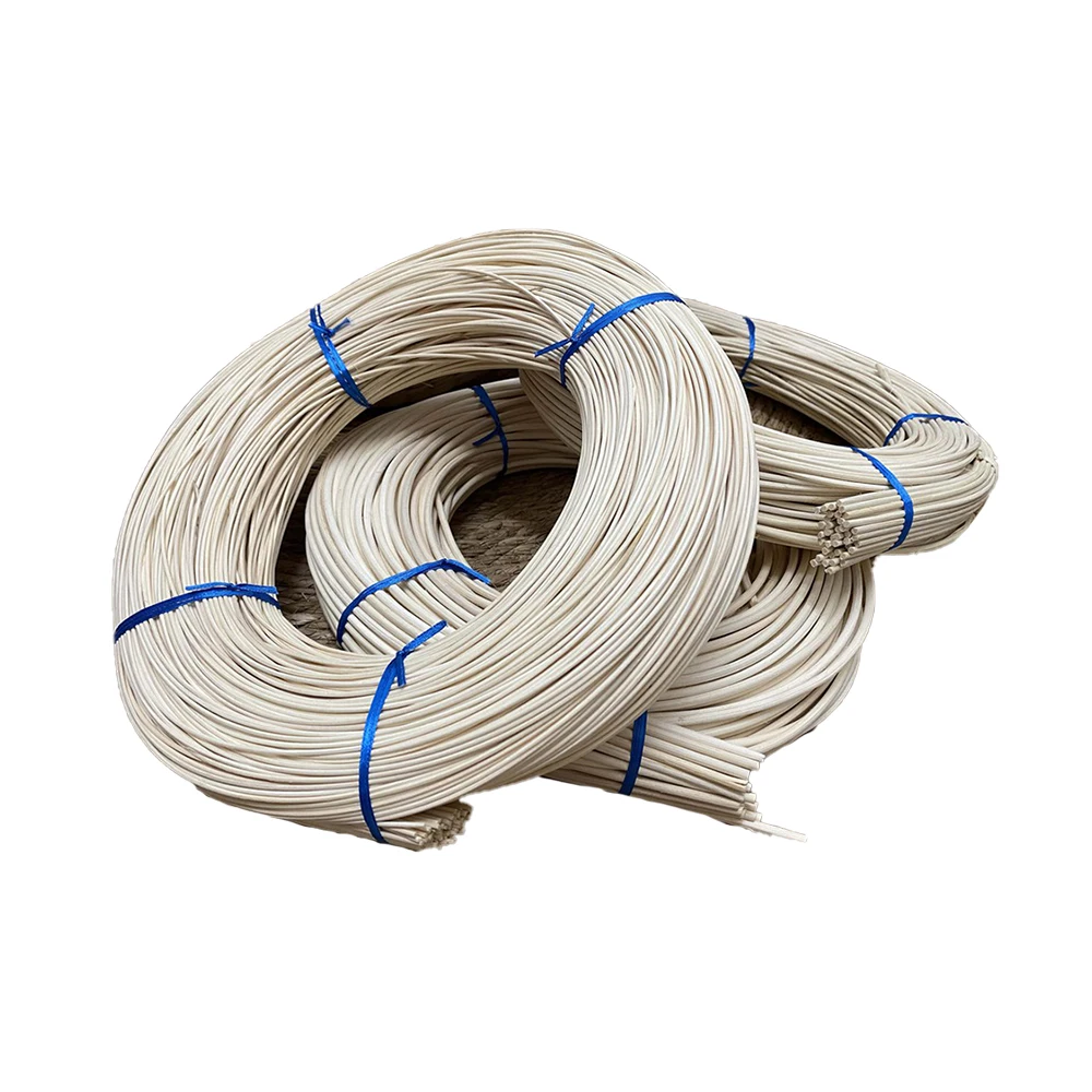 Hot Sale 100% Natural Rattan Core from Vietnam 4mm and 5mm Thick for Chair Caning Whole round Pattern from Wholesale Supplier