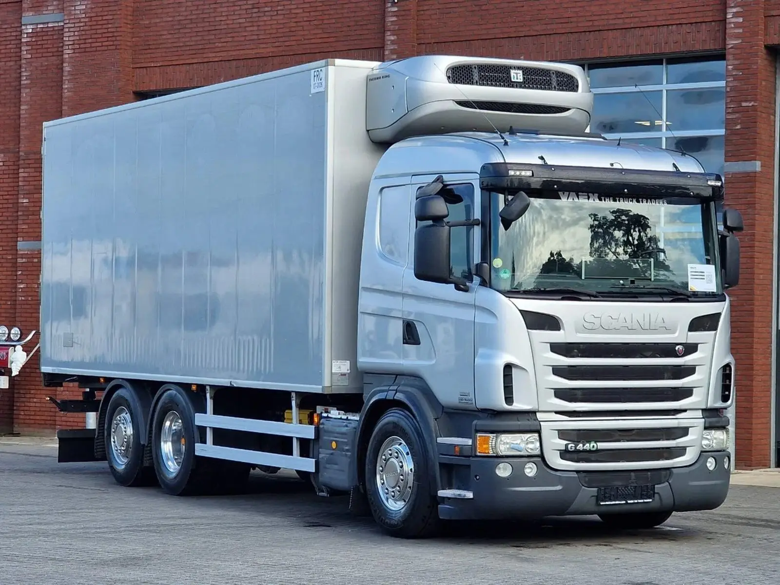 Бесплатная доставка самосвал грузовик SCA NIA G440 Thermoking евро 6 2013 6x2*4 Автоматическая коробка передач рефрижератор