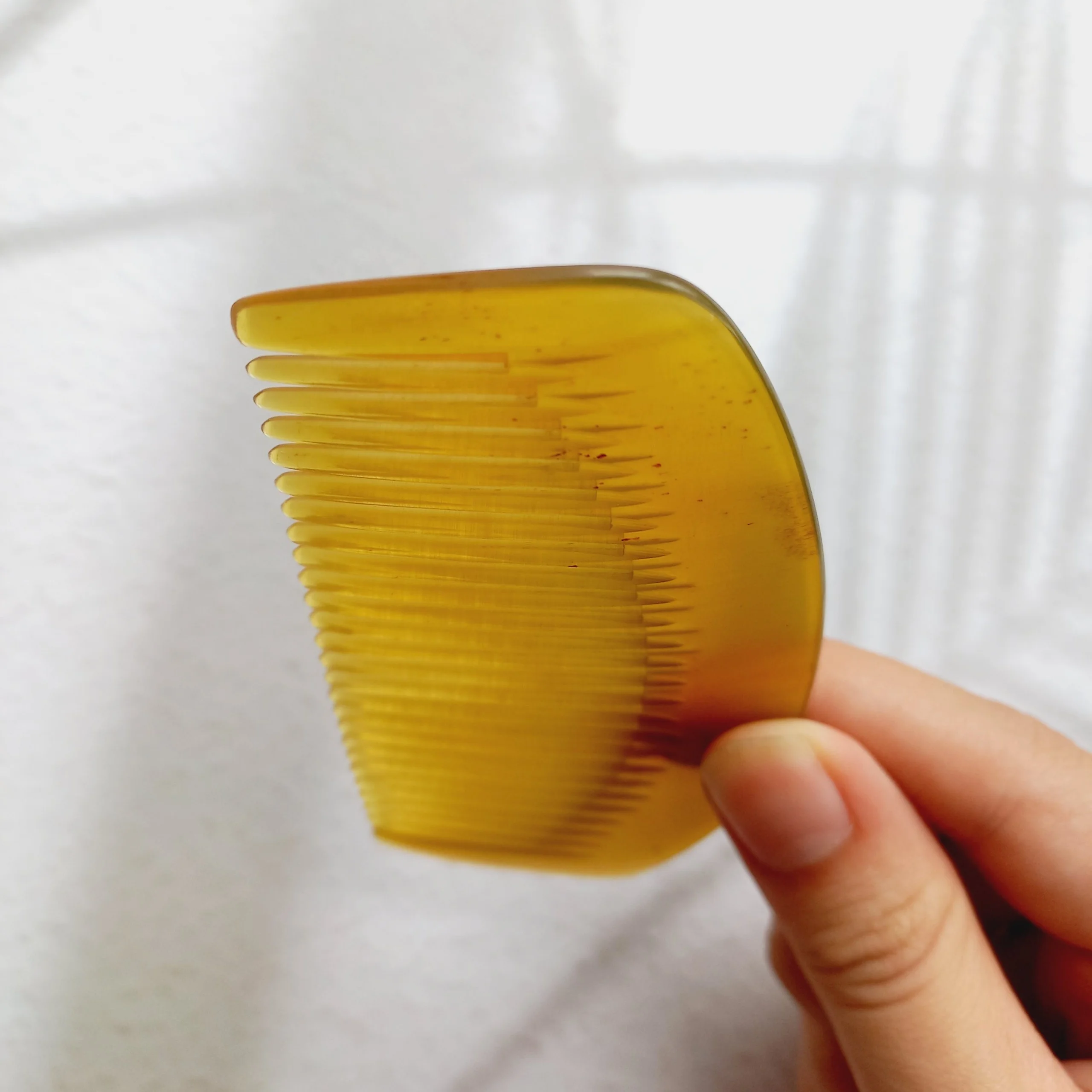 Customized High Quality Customized Handcrafted Natural Horn Comb For Styling Hair Made From Real Buffalo Horn Comb From Vietnam