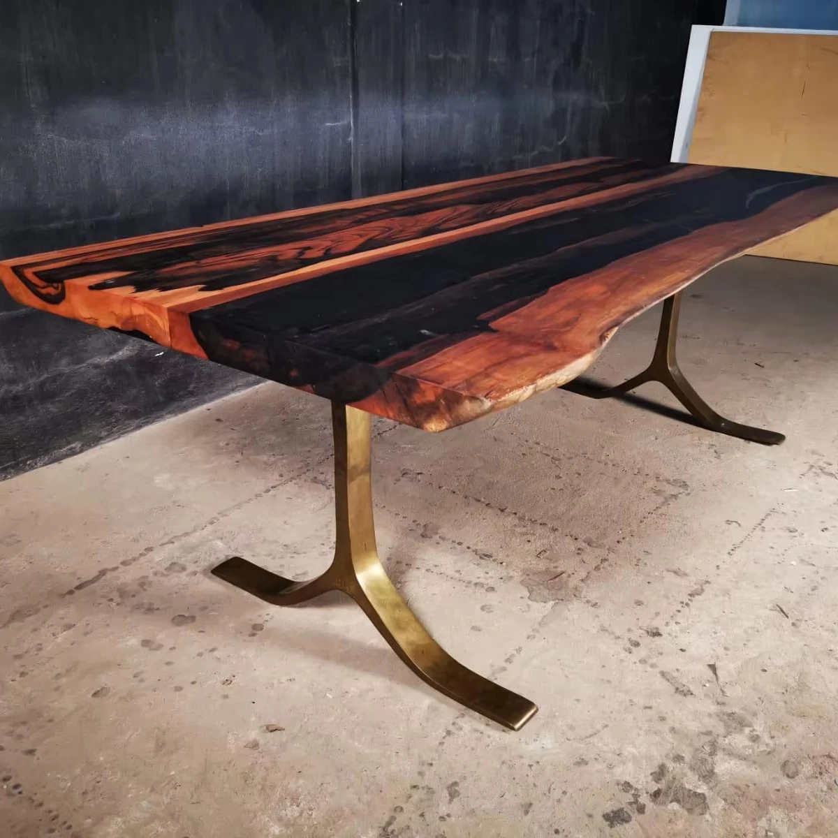 New Arrival Customized Design Hot Sale Antique Modern Classic Terrace Living Room Macassar Amara Ebony Live Edge Dining Table