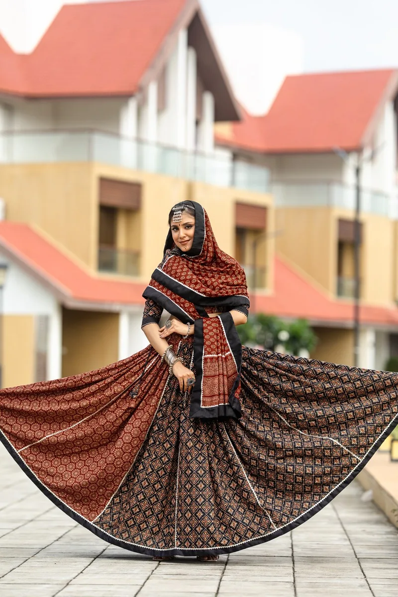 Индийское экспортное качество вечнозеленый чистый хлопок Lehenga Choli & Dupatta простой и Печатный мировой экспортер поставщик