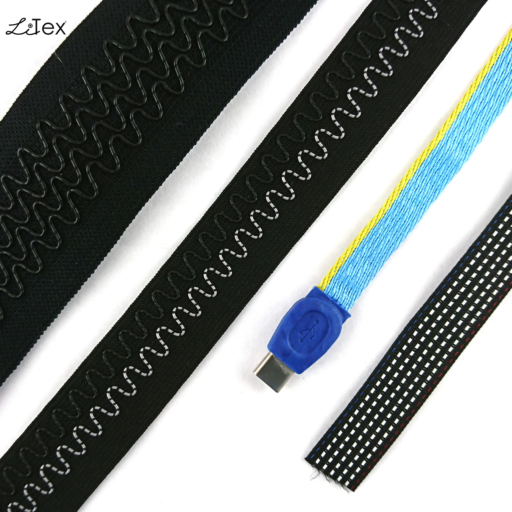 Flat stretchable fabric electric wire