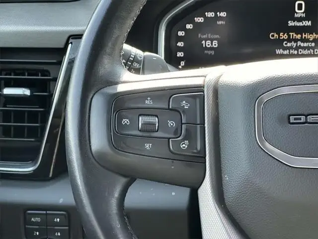 Подержанный 2022 GMC Sierra 1500 Denali
