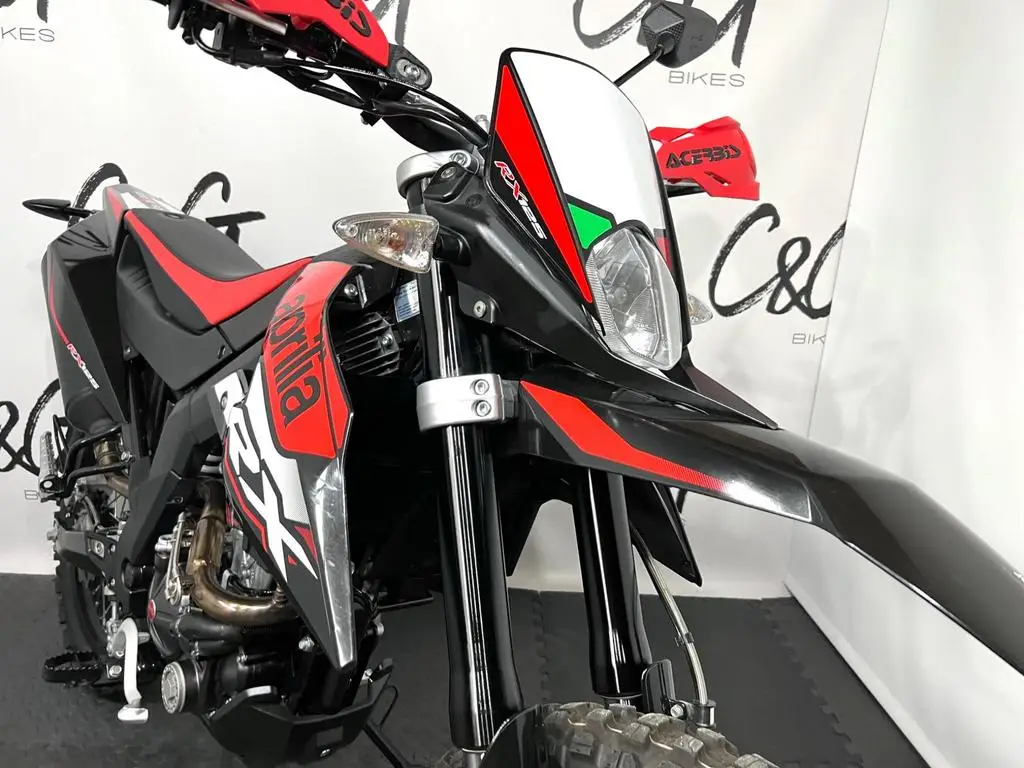 Fairly Used Best Price Wholesales Aprilia RX125 and we sell all kind models used sport bike for sale