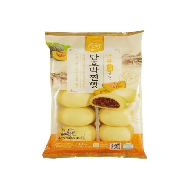 Bread Made in Korea A steamed bun created by using only flour from Korea without any synthetic pigment, artificial flavoring