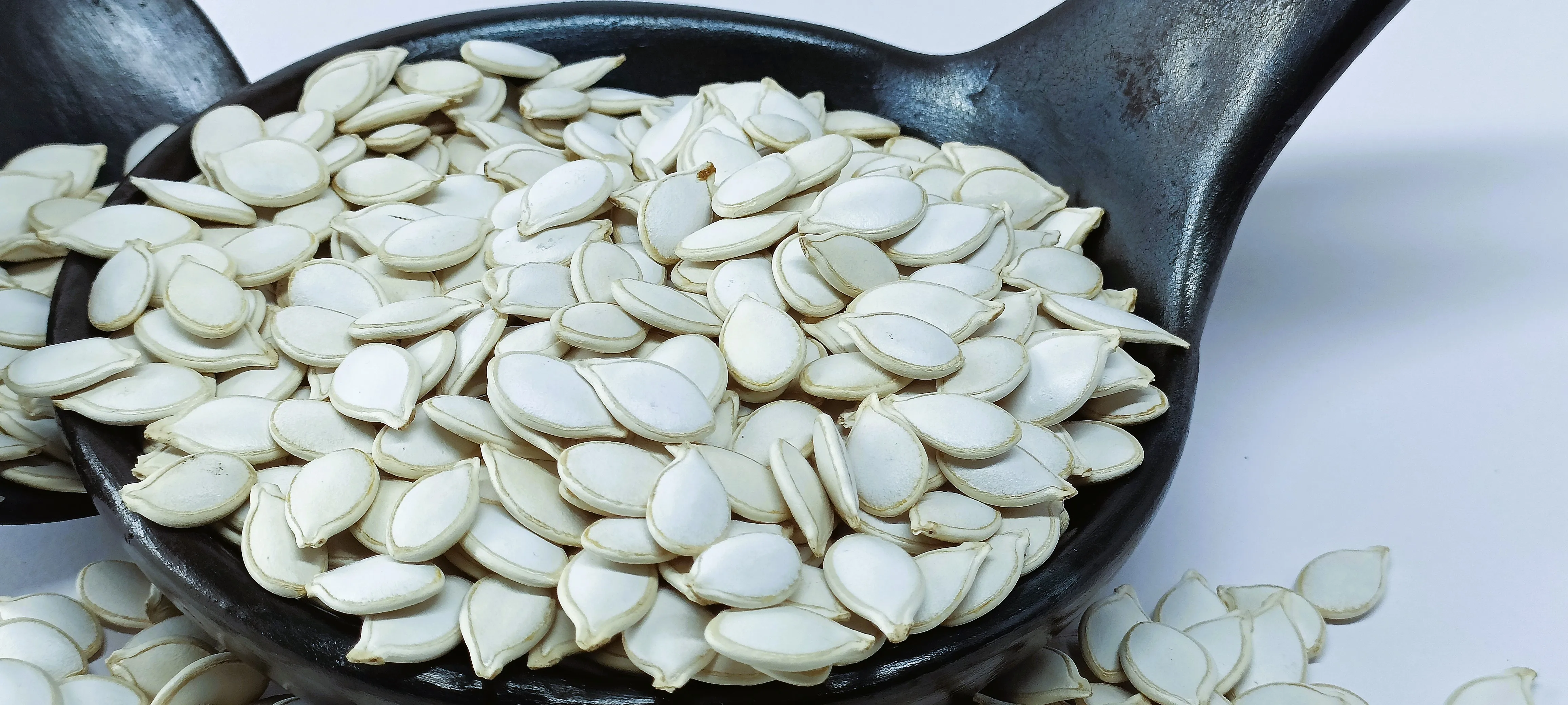 Bulk Quantity Available Premium Quality Ethiopian White Pumpkin Seeds, Low Moisture, Handpicked & Polished Export Standard
