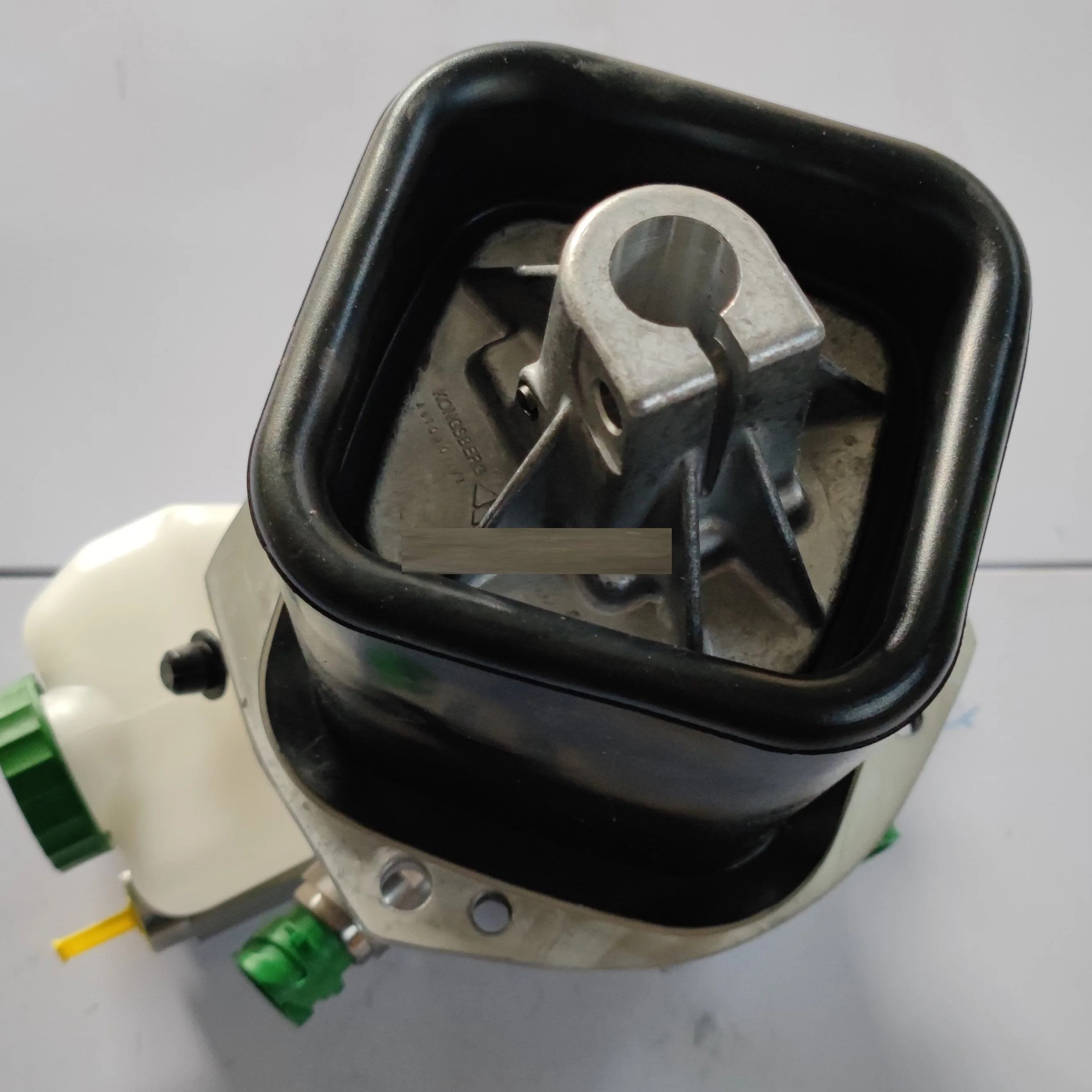 Mechanism Gear Pump A0002607998 Mer-cedes Pump Truck Accessories 100% Authentic Product Ready Stock