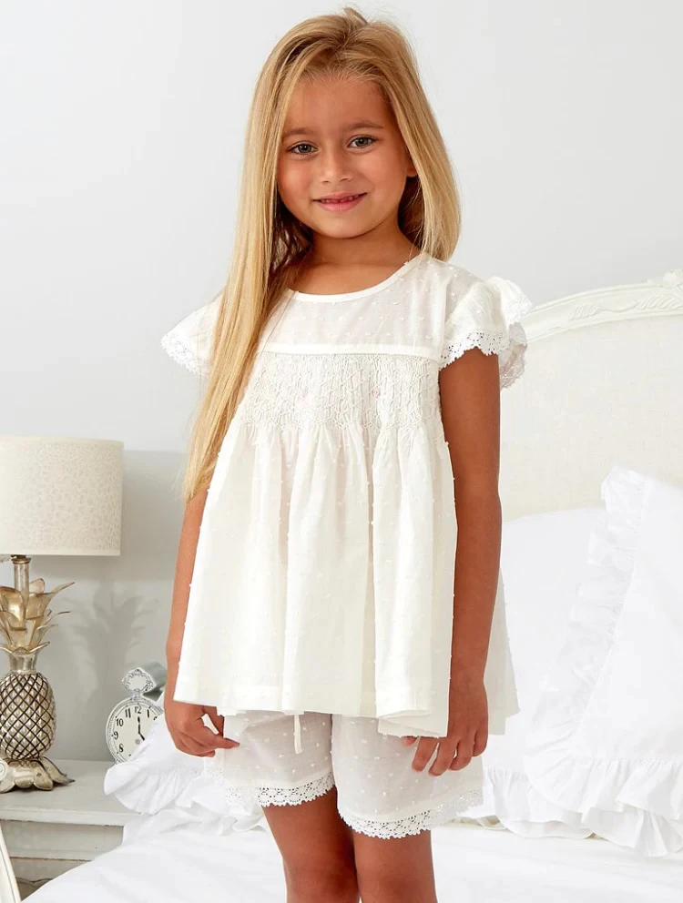 Customized logo Summer 100% Cotton Short Sleeves Smocked Girls Sleepwear Kids Pajamas Dress And Shorts Set For Girl