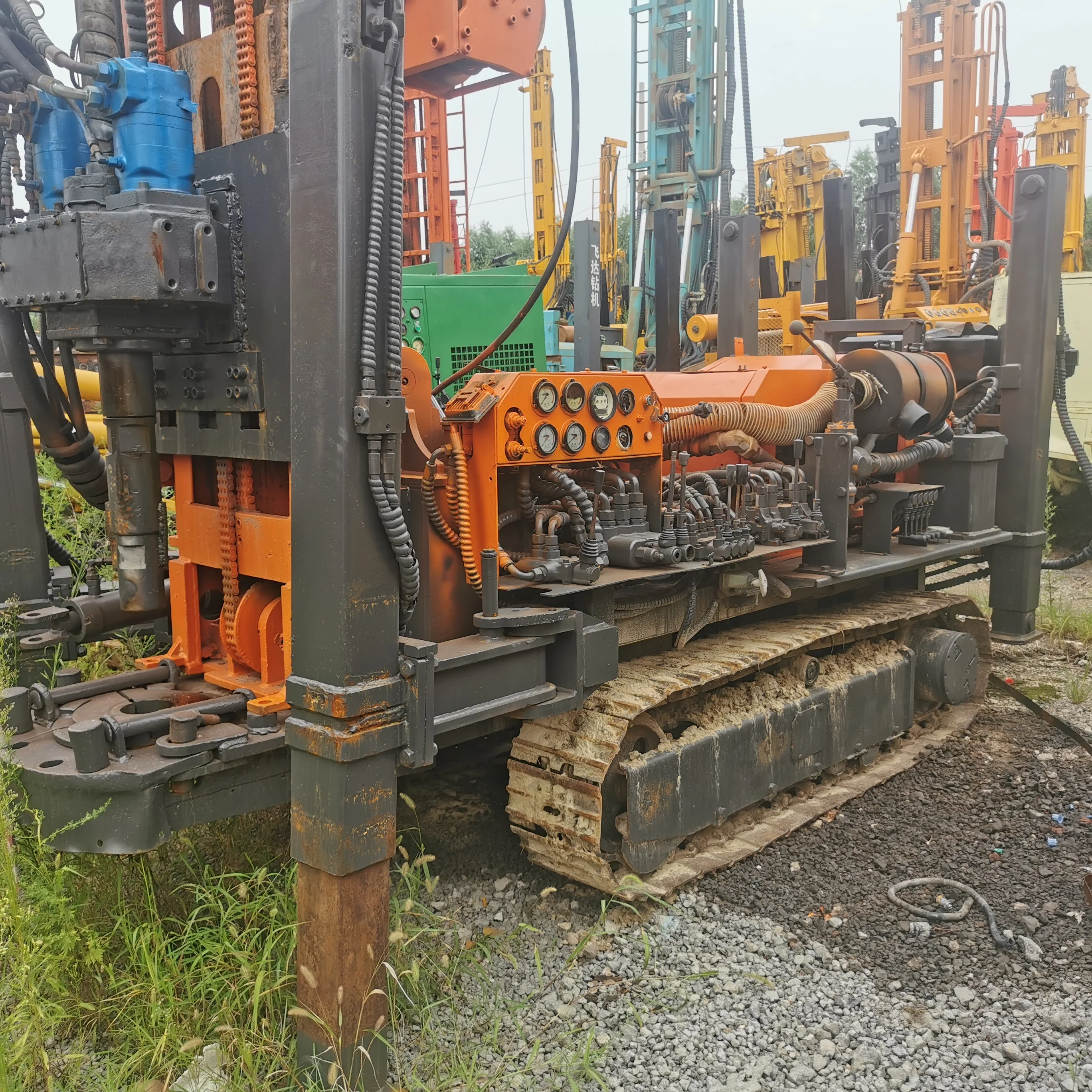 Used TS200 Depth 200m Tower 3m Portable Borehole Drilling Technology Steel Tracks Machine for Water