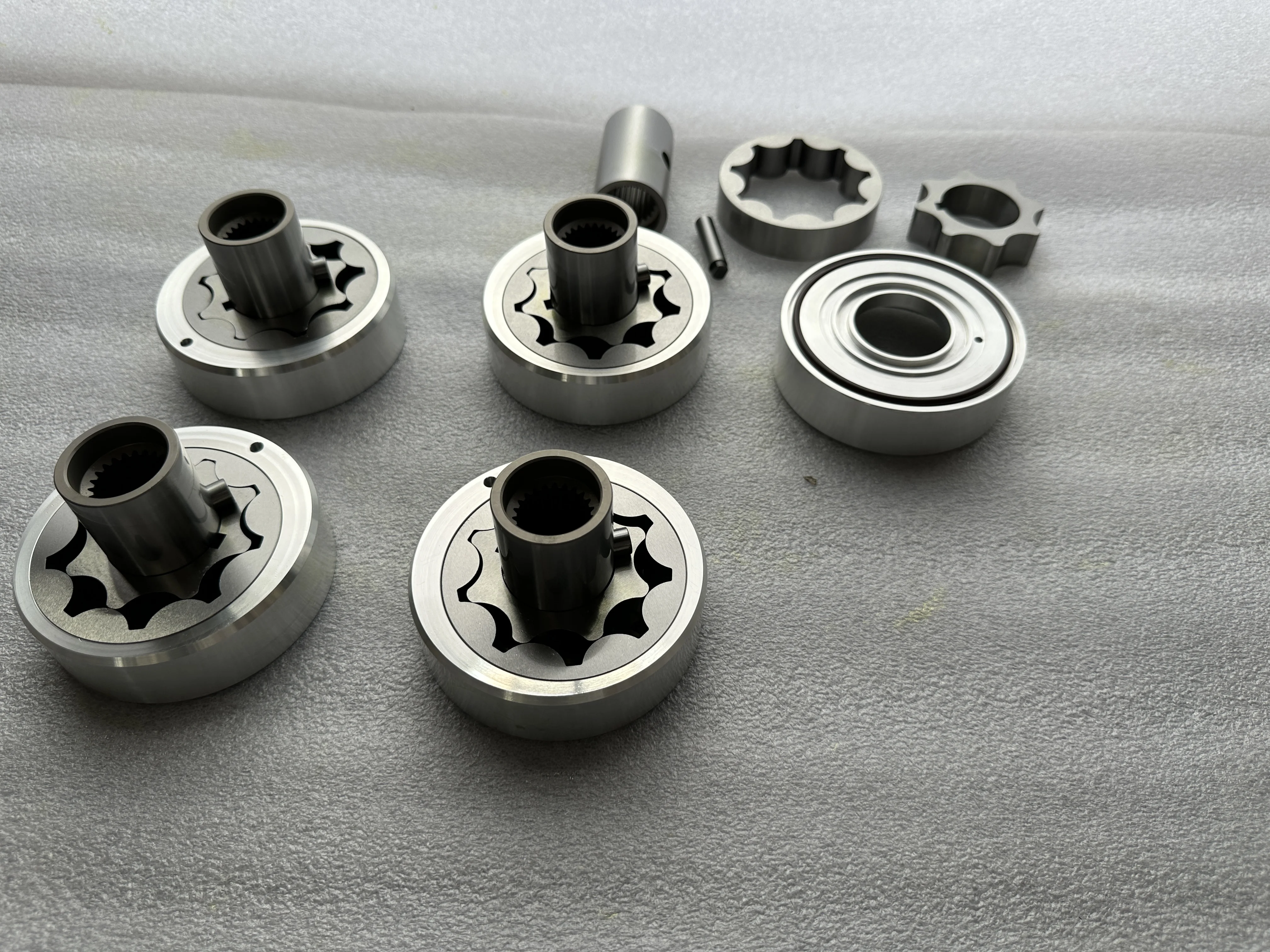 Sauer MPV044 Construction Machinery Parts Efficient Charge Pump MPV025 MPV035 MPV044 MPV046 charge pump Piston Pump Spare Parts