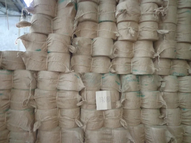 8lbs 1 ply CRT quality jute yarn 100% jute export trade associate made in Bangladesh eta