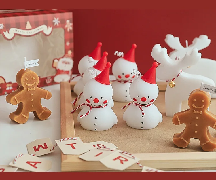 Wholesale Cute Christmas Scented Candles Snowman Elk Shaped Candles Gift Fragrance Aromatherapy Candles For Christmas Decoration