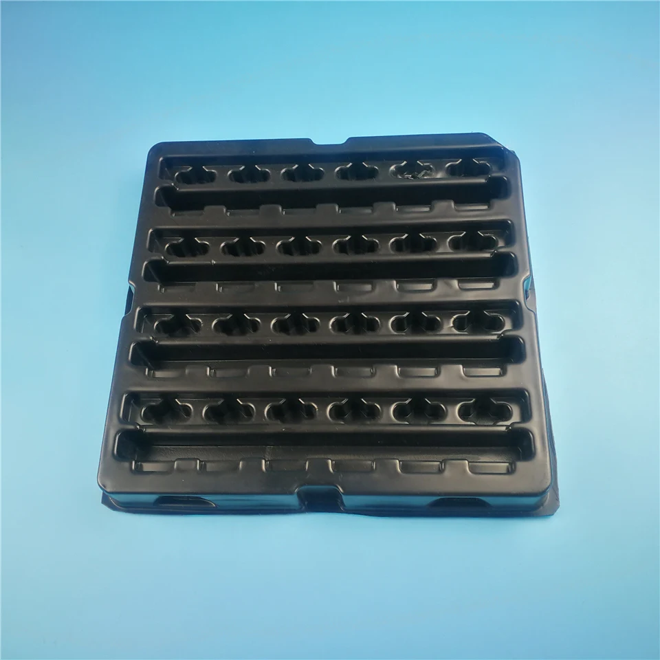 Blister vacuum forming tray for electronic packaging