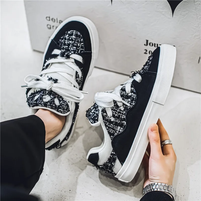2024 MNV Wholesale Price Wear-Resistant Hip-Hop Chunky Sole Bread Shoes Fashionable Basketball Style Skateboard Shoes for Men