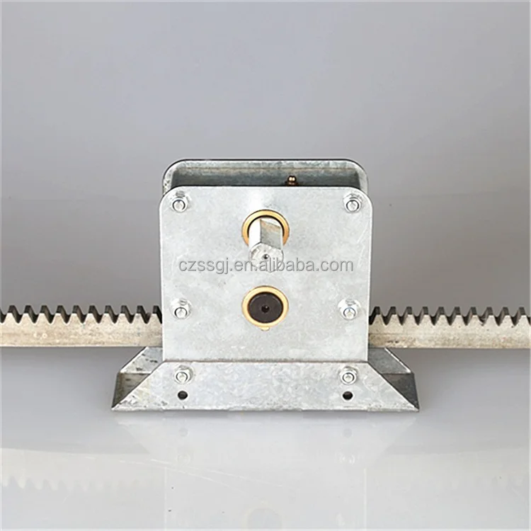 Steel rack and pinion for greenhouse ventilation