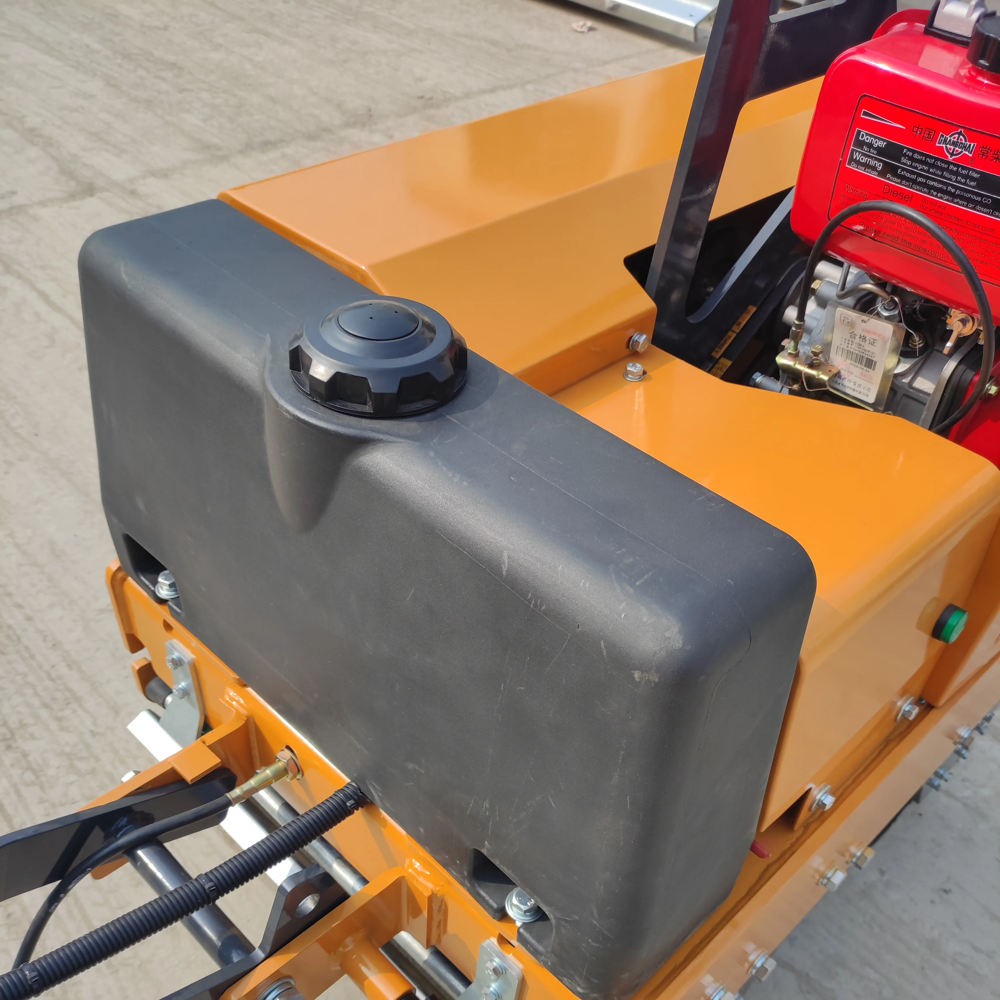 SVH50 Handle Road Roller Compactor Storike Road Roller Double Drum Road Roller