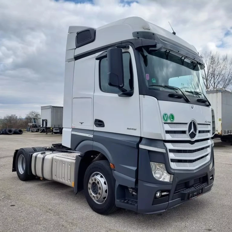 Лидер продаж 2018 Mercedesz-Benz-Actros 18-45-L/S-Big-Space 4x2-standard-used-грузовики для продажи