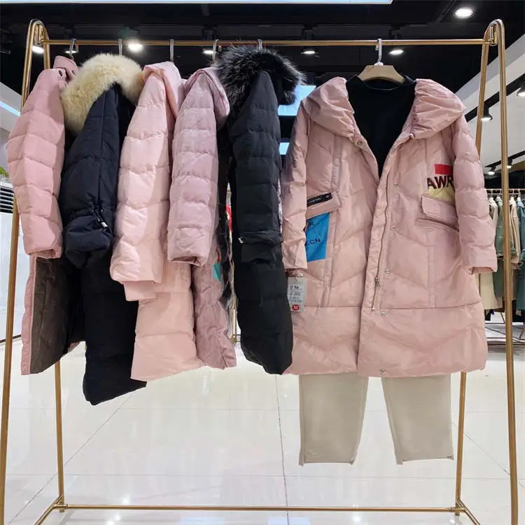 2022 Wholesale Refined Brand New Factory stock lot mix dresses women and men bale clothes Liquidation Stock