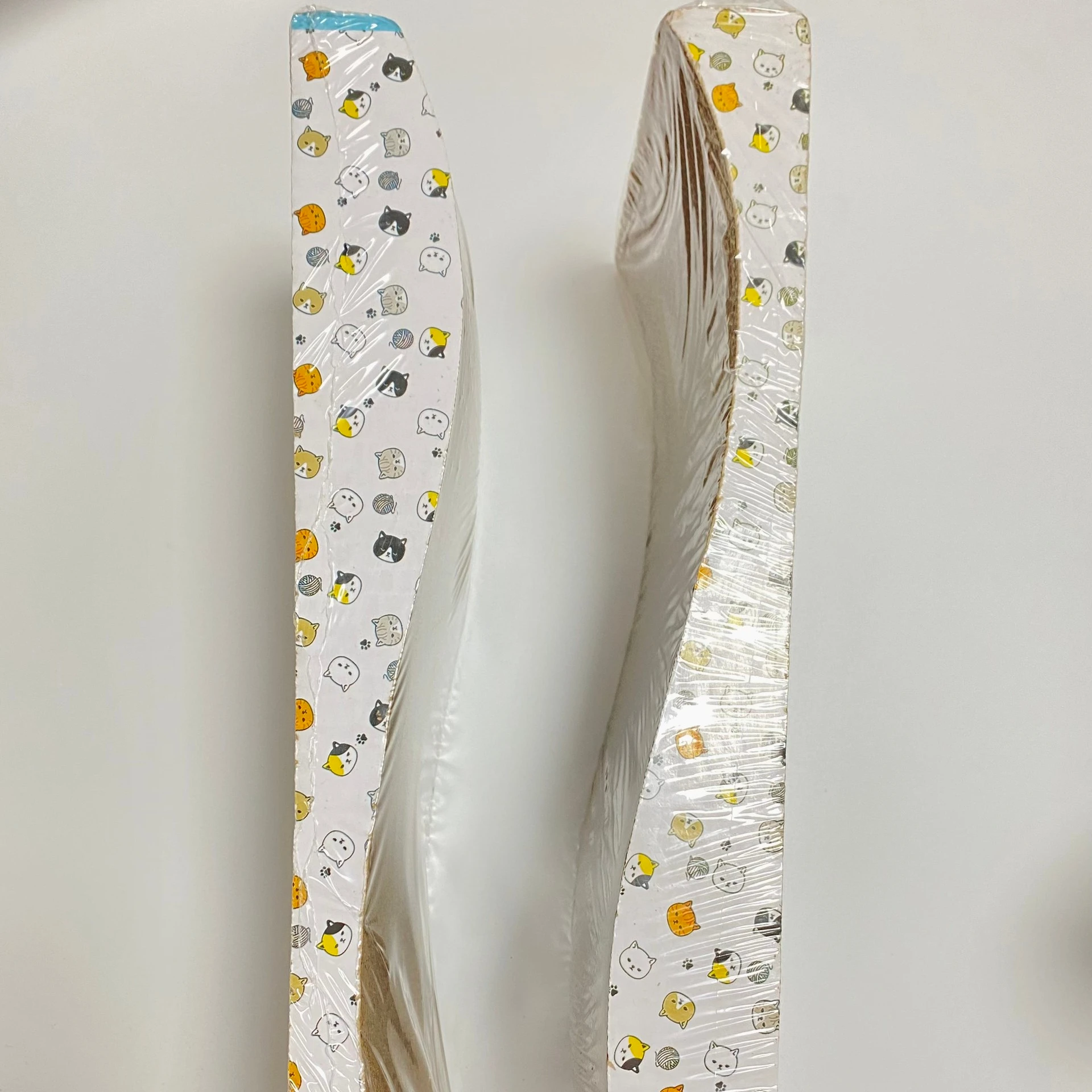 Premium Quality Paper Scratcher Cat Scratching Sleeping Playing Customized Color Multi Size from Vietnam- WINVN INT Ms. Jenny