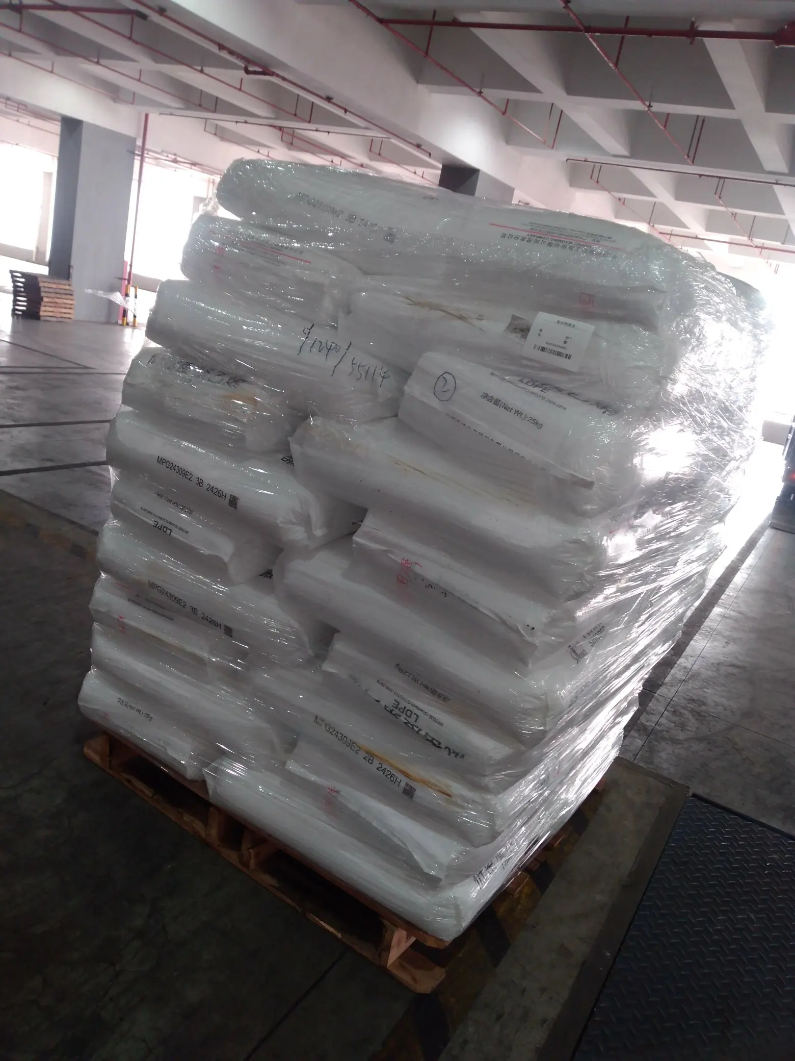2024 LDPE пленка класса Пластиковое Сырье гранулы для инъекций низкой плотности полиэтиленовый порошок