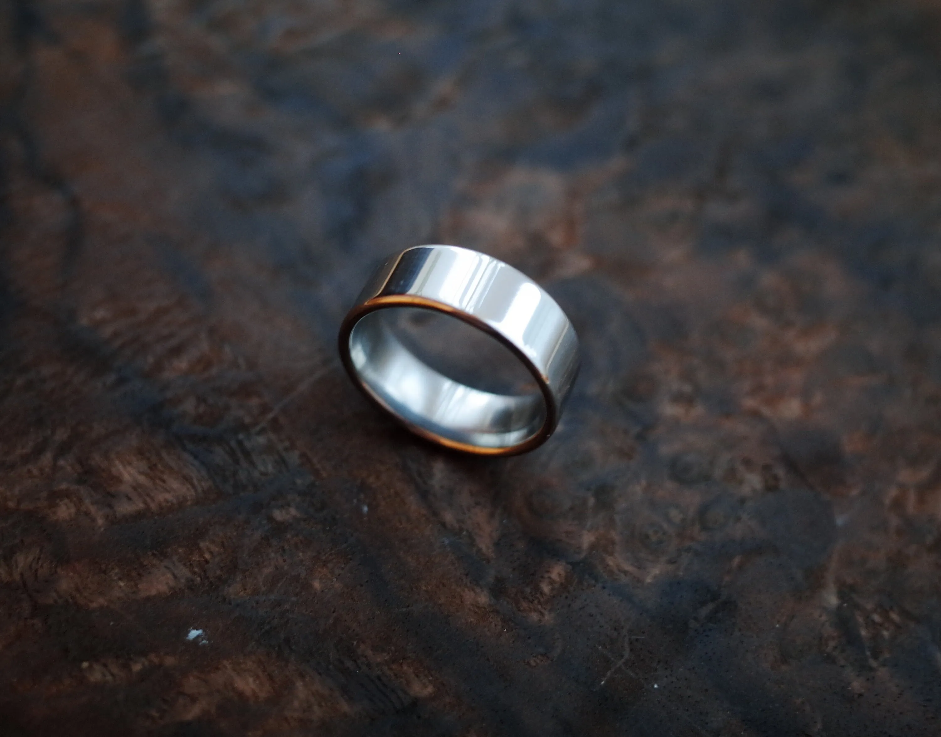 Men And Women Ring Stainless Steel Polished 316L Silver  Flat Plain wedding Ring anniversary Ring By Knives Manufacturer